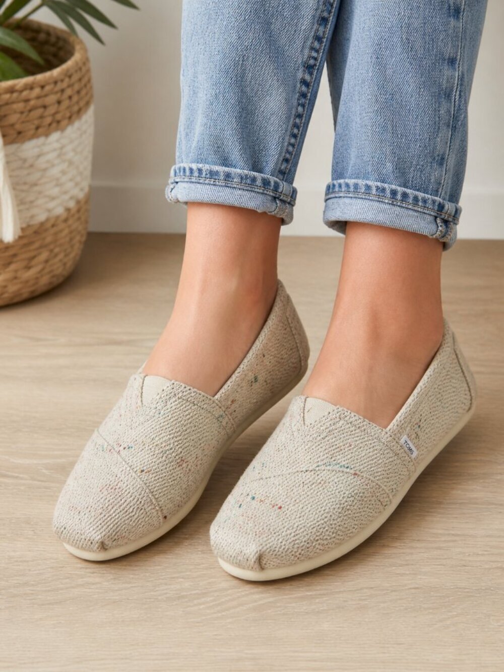TOMS Alpargata Soft Knit Beige Speckled Slip-On Flats Women’s Size 7 Cozy Casual